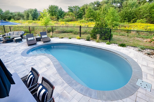 Fiberglass Pool Company in Niagara